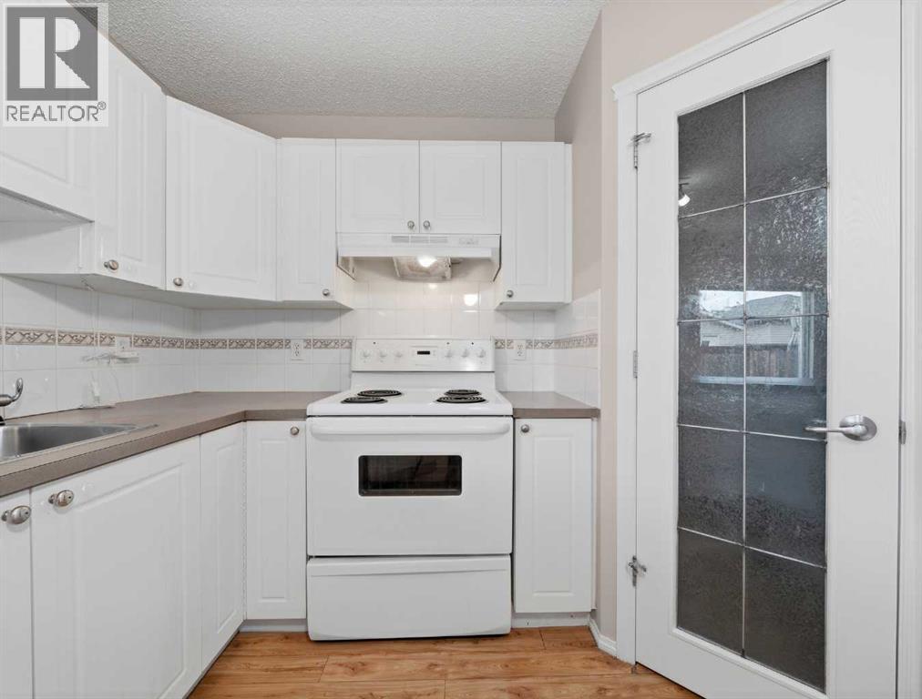 House for Sale in 128 Taradale Drive NE|Calgary, Alberta T3J5A9 4