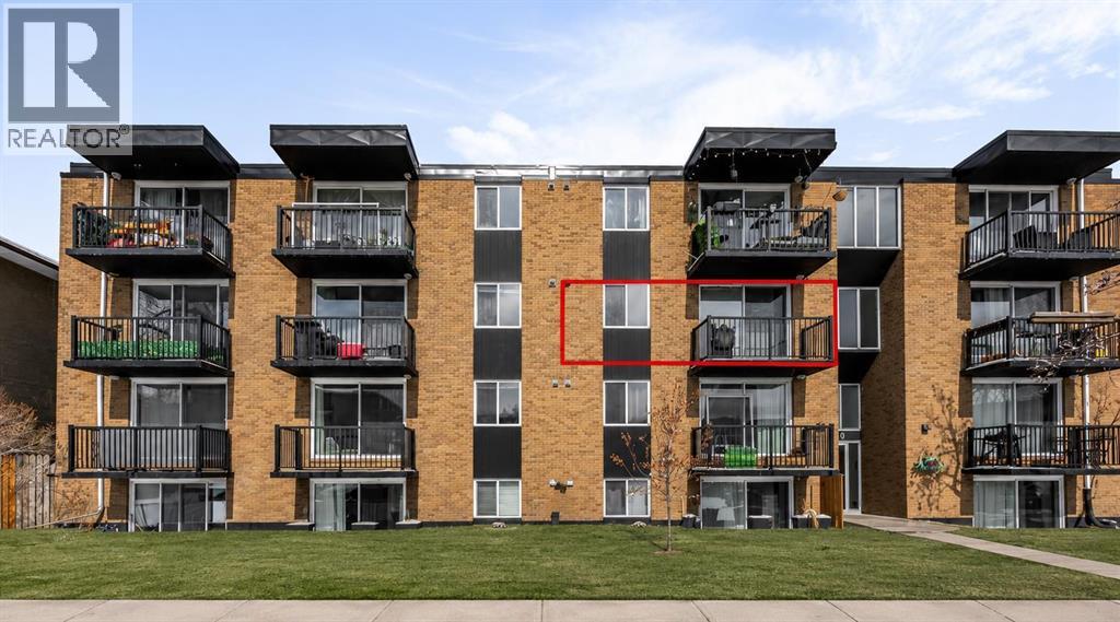 Apartment for Sale in 301, 2020 11 Avenue SW|Calgary, Alberta T3C0P1 2