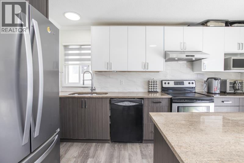 For sale: 20444 DALE DRIVE, Maple Ridge, British Columbia V2X8V9