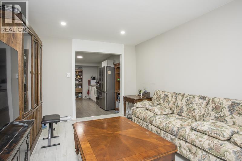 For sale: 20444 DALE DRIVE, Maple Ridge, British Columbia V2X8V9