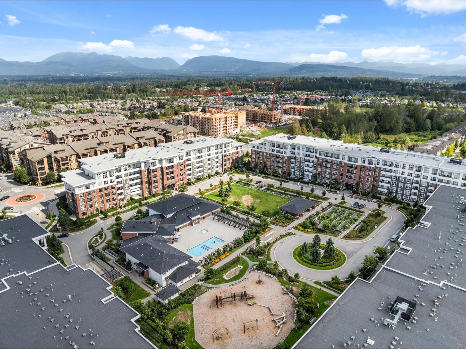 For sale: C614 8150 207 STREET, Langley, British Columbia V2Y4J4