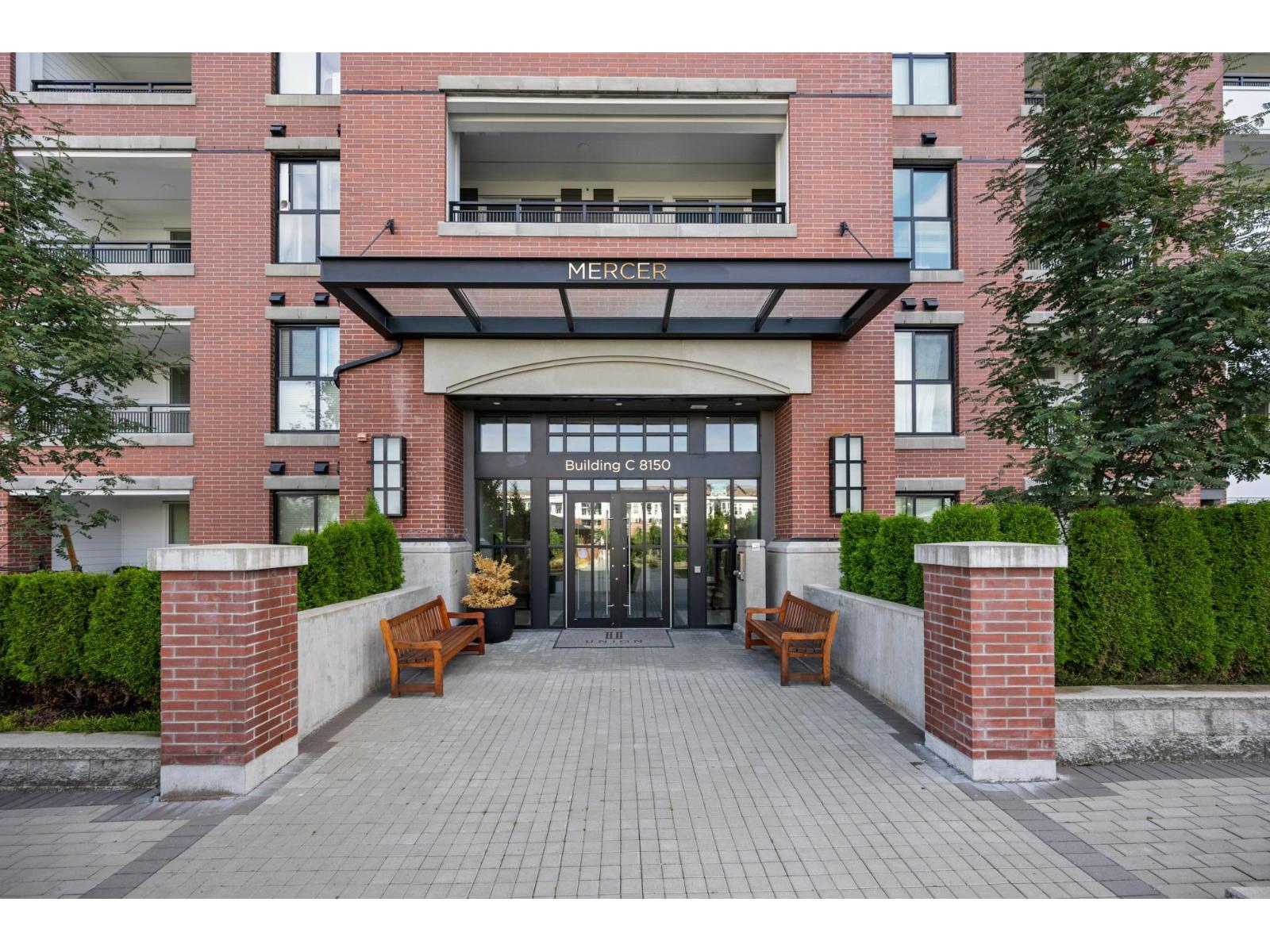 For sale: C614 8150 207 STREET, Langley, British Columbia V2Y4J4