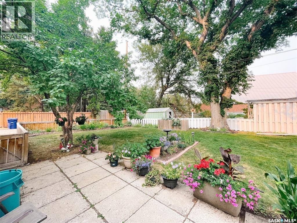 Saskatoon Nutana Park 5卧2卫独立屋|全装修地下室|双车库 - 31