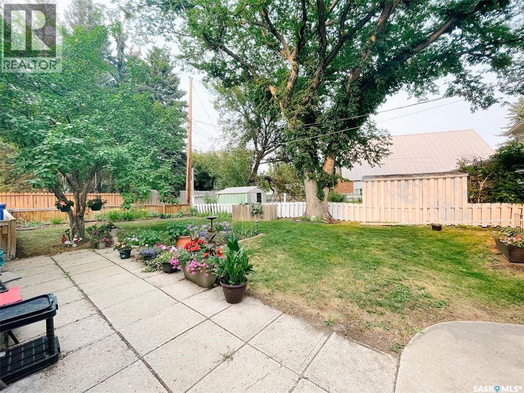 Saskatoon Nutana Park 5卧2卫独立屋|全装修地下室|双车库 - 33