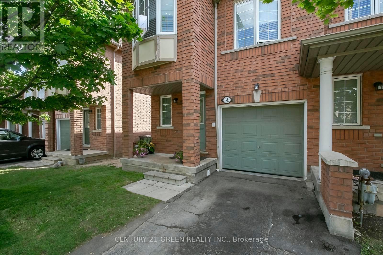 Row / Townhouse for Sale in 38 - 770 OTHELLO COURT E|Mississauga (Meadowvale Village), Ontario L5W1Y2 4