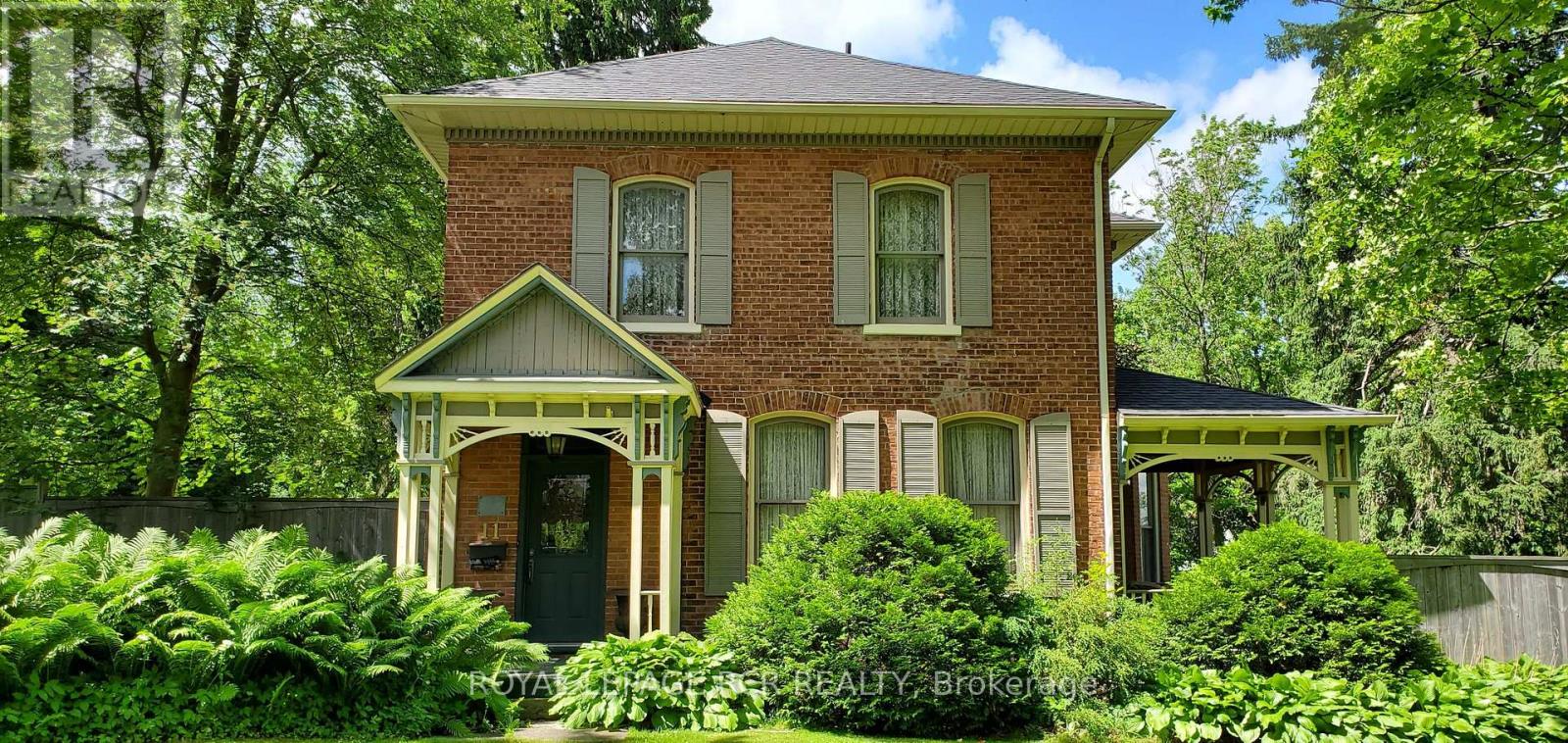 11 THIRD AVENUE