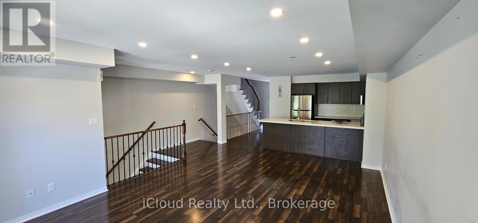 Row / Townhouse for Sale in 8 - 3070 THOMAS STREET|Mississauga (Churchill Meadows), Ontario L5M0T2 5