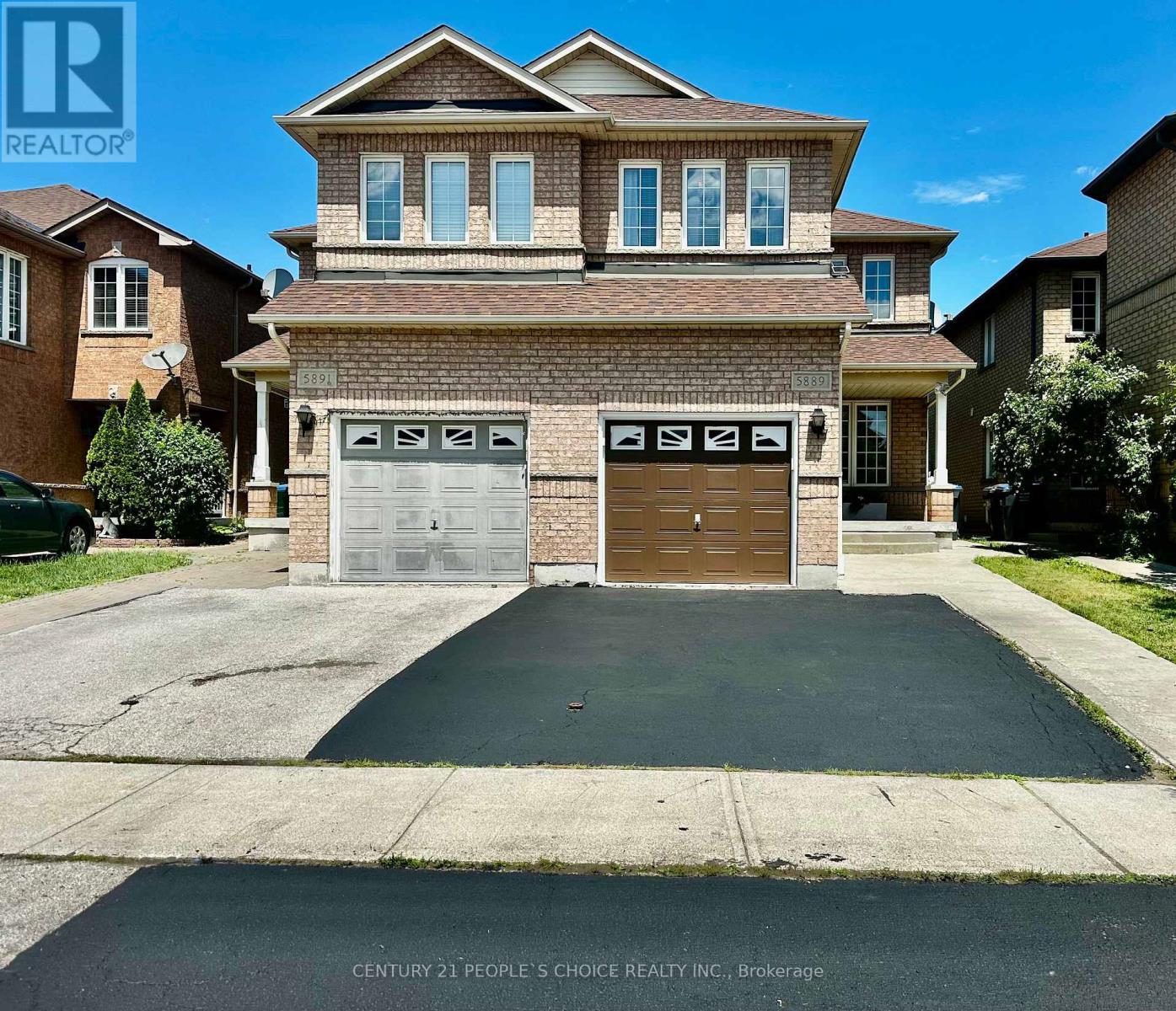 5889 STONEBRIAR CRESCENT, Mississauga (East Credit), Ontario L5V2T7