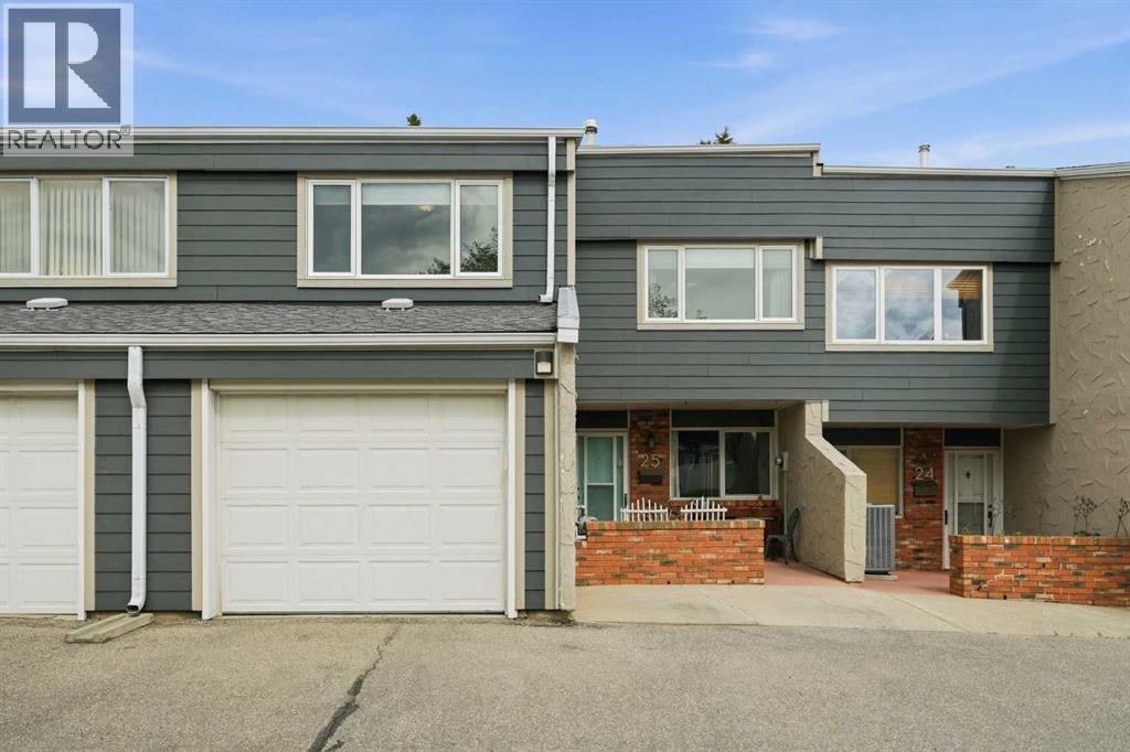 Row / Townhouse for Sale in 25, 228 Theodore Place NW|Calgary, Alberta T2K5S1
