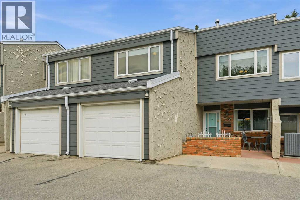Row / Townhouse for Sale in 25, 228 Theodore Place NW|Calgary, Alberta T2K5S1 2