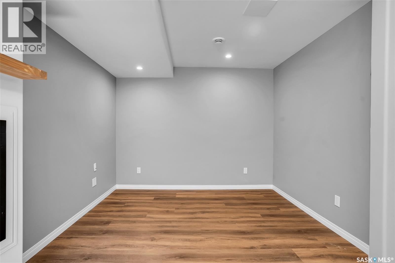 萨斯卡通 Hampton Village 4卧4卫独立屋,全装修地下室带加热双车库 - 27
