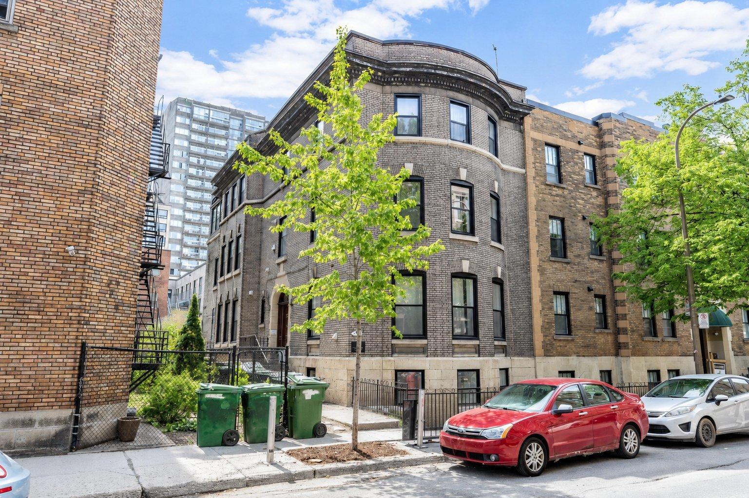 2066-2070 Av. Lincoln, Montréal