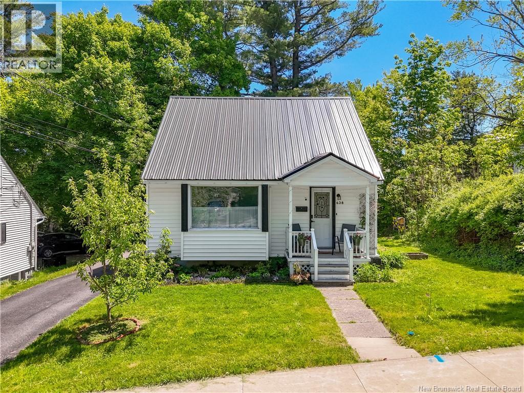 638 Hanson Street, Fredericton, New Brunswick E3B3Z9