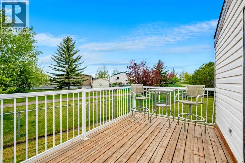 Mobile Home for Sale in 86, 99 Arbour Lake Road NW|Calgary, Alberta T3G4E4 3
