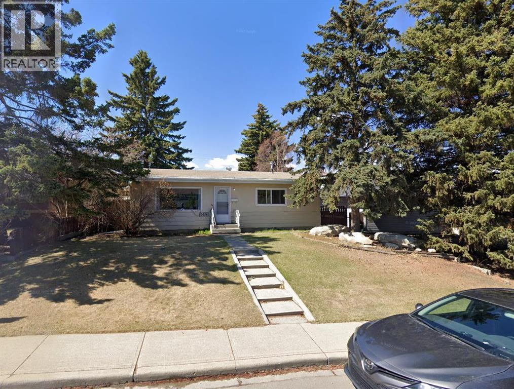House for Sale in 1443 44 Street SW|Calgary, Alberta T3C2A7