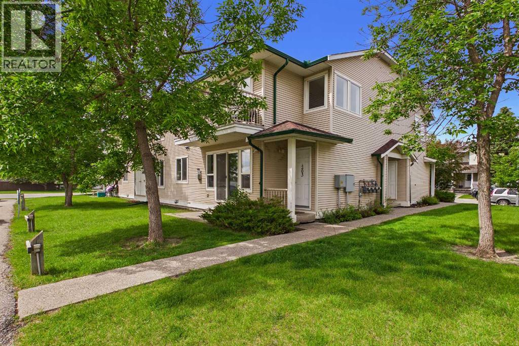 103, 616 19 Street SE, High River, Alberta T1V1T1