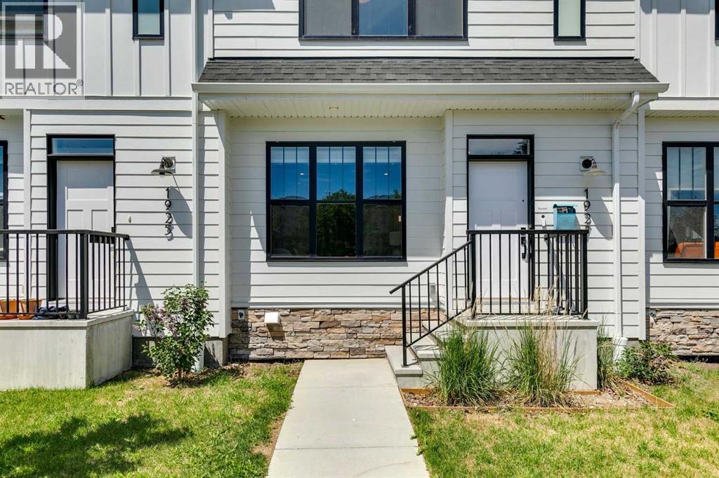 1927 42 Street NW, Calgary, Alberta T3B5H1 - A2321675 | REALTOR.ca