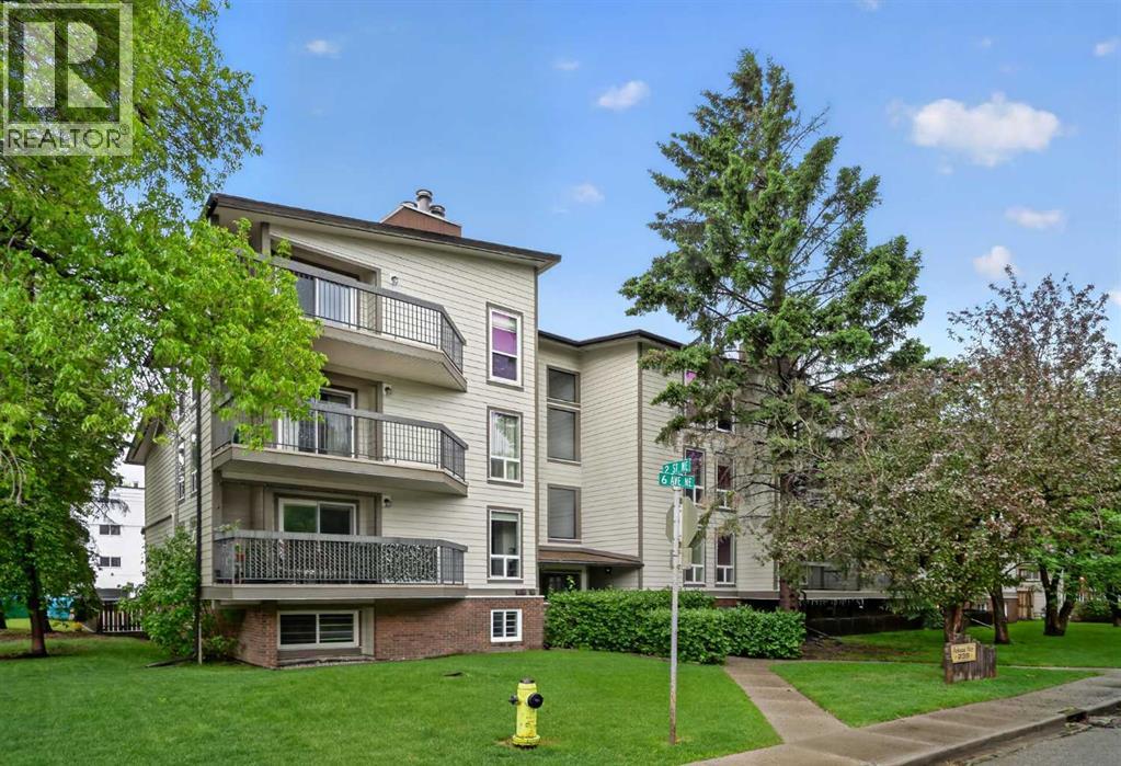 Apartment for Sale in 203, 239 6 Avenue NE|Calgary, Alberta T2E0L8
