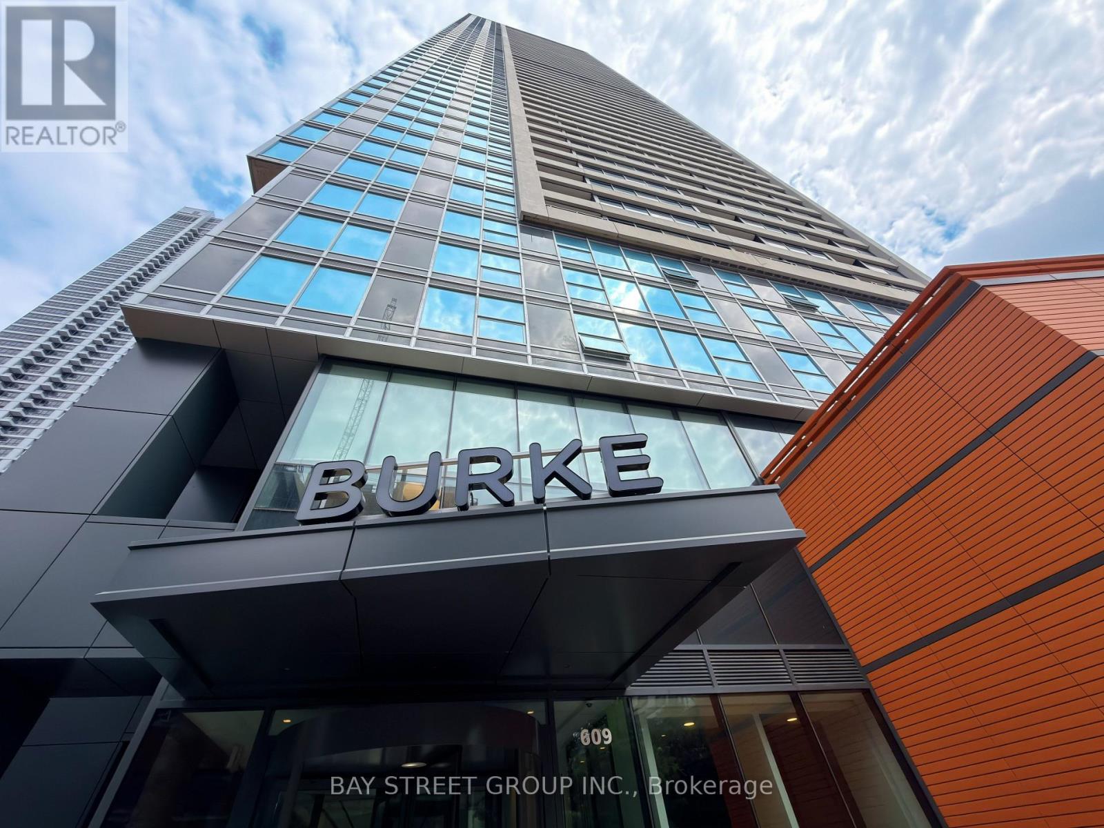 1211 - 609 SHERBOURNE STREET