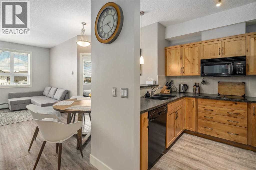 Apartment for Sale in 455, 26 Val Gardena View SW|Calgary, Alberta T3H5Z5 5