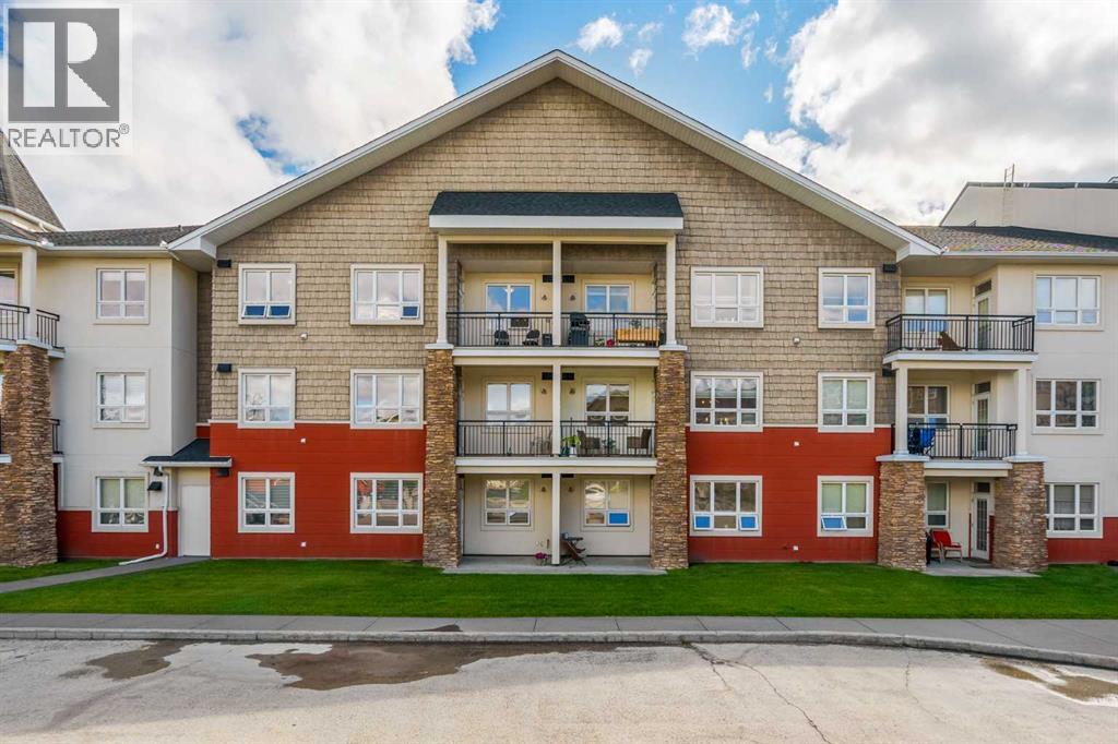 Apartment for Sale in 455, 26 Val Gardena View SW|Calgary, Alberta T3H5Z5 3