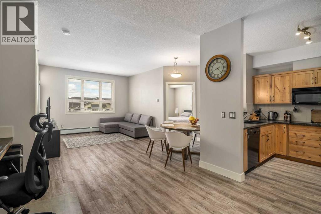 Apartment for Sale in 455, 26 Val Gardena View SW|Calgary, Alberta T3H5Z5 4