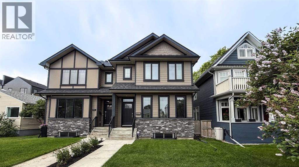 Duplex for Sale in 249 18 Avenue NE|Calgary, Alberta T2E1N3
