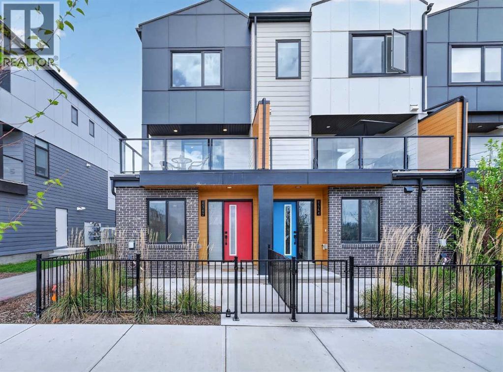 Row / Townhouse for Sale in 8562 19 Avenue SE|Calgary, Alberta T2A0M8