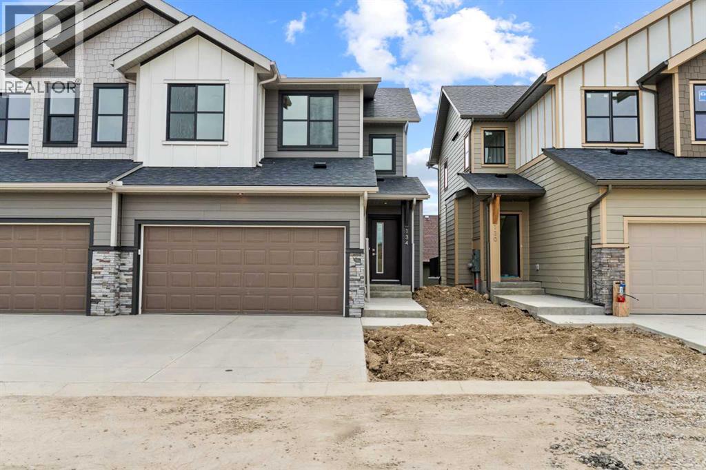Duplex for Sale in 134, 2231 81 Street SW|Calgary, Alberta T3H3V9 3