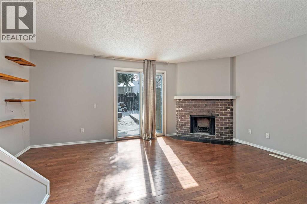 Row / Townhouse for Sale in 29, 6503 Ranchview Drive NW|Calgary, Alberta T3G1P2 3
