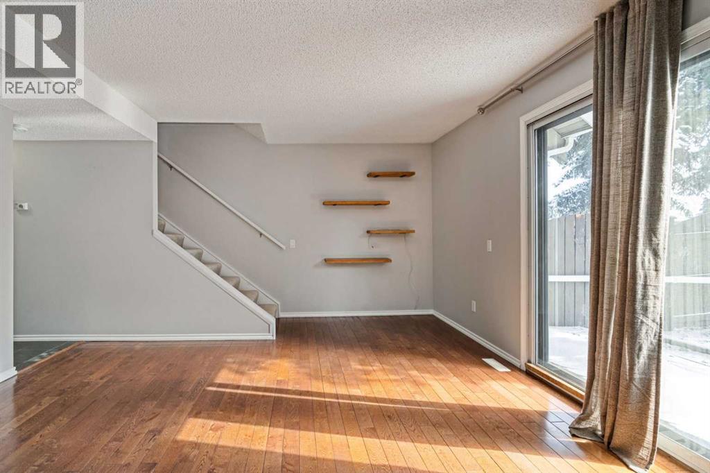 Row / Townhouse for Sale in 29, 6503 Ranchview Drive NW|Calgary, Alberta T3G1P2 5