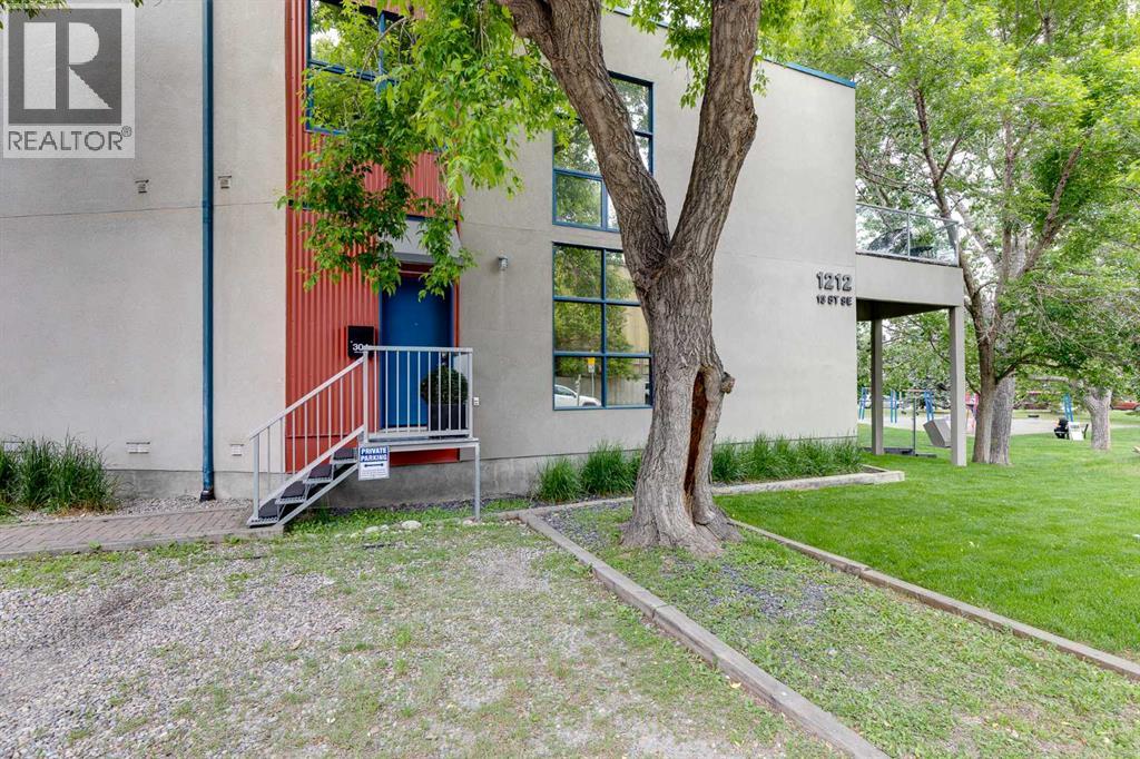 Row / Townhouse for Sale in 304, 1212 13 Street SE|Calgary, Alberta T2G5R3 3