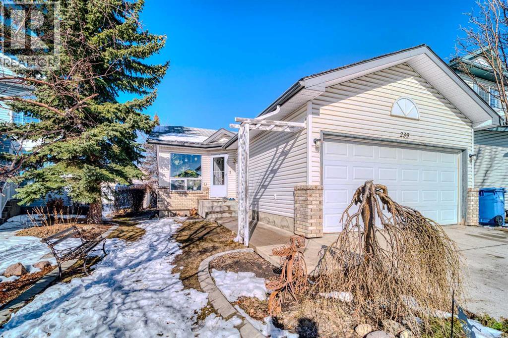 House for Sale in 239 Arbour Wood Close NW|Calgary, Alberta T3G4C3 2