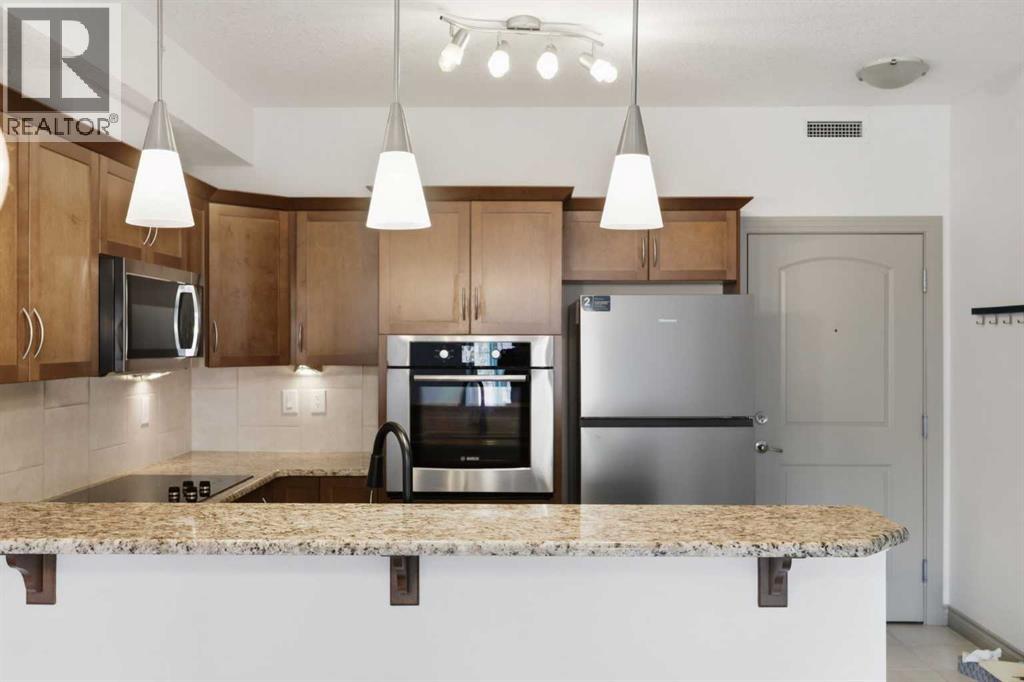 Apartment for Sale in 306, 70 Royal Oak Plaza NW|Calgary, Alberta T3G0C6 5