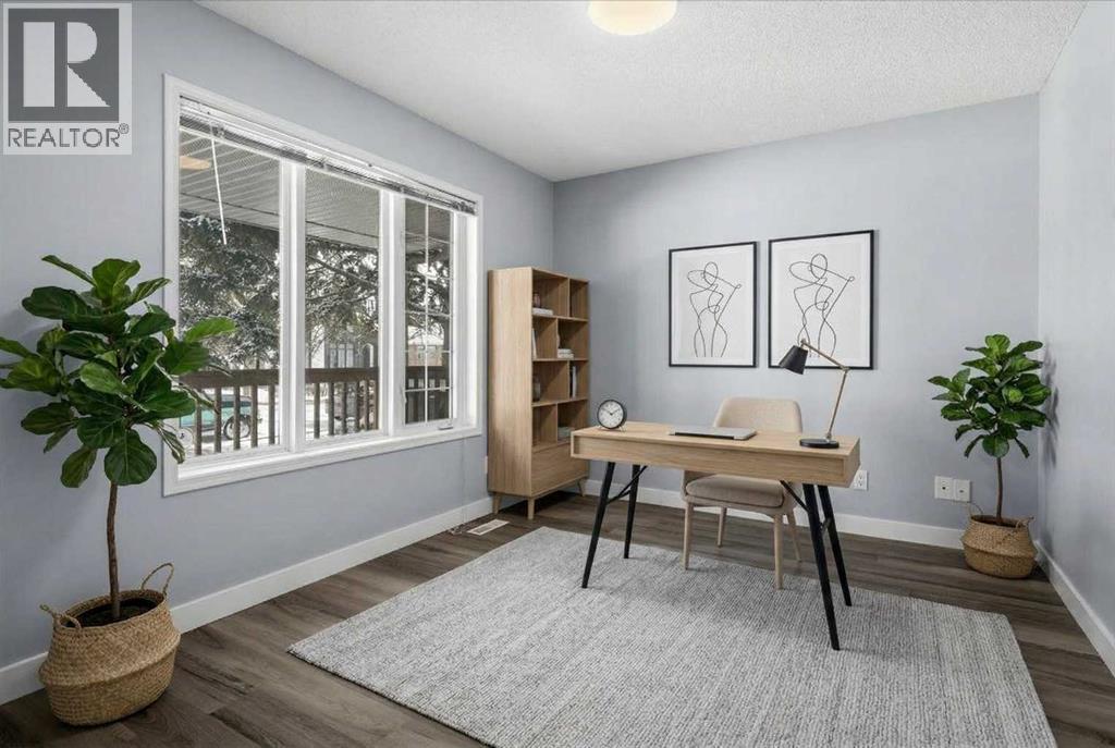 Duplex for Sale in 3103 39 Street SW|Calgary, Alberta T3E3G9 4