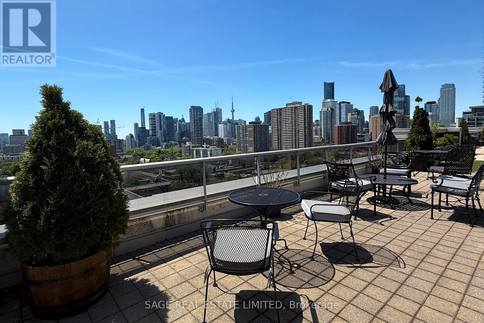 For sale: 811 - 225 WELLESLEY STREET E, Toronto (Cabbagetown-South