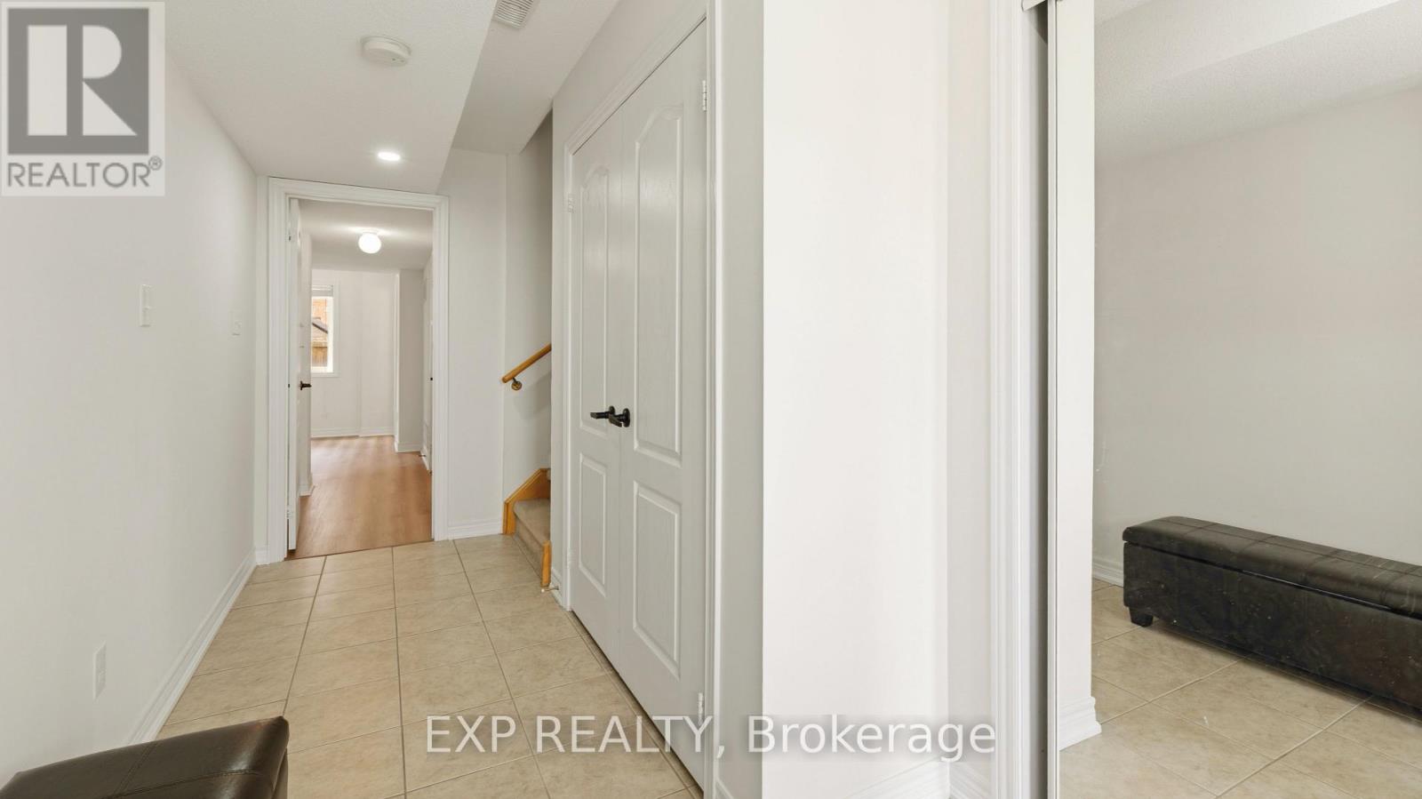 Row / Townhouse for Sale in 45 OCTOBER PLACE|Brampton (Bram West), Ontario L6Y0R6 3