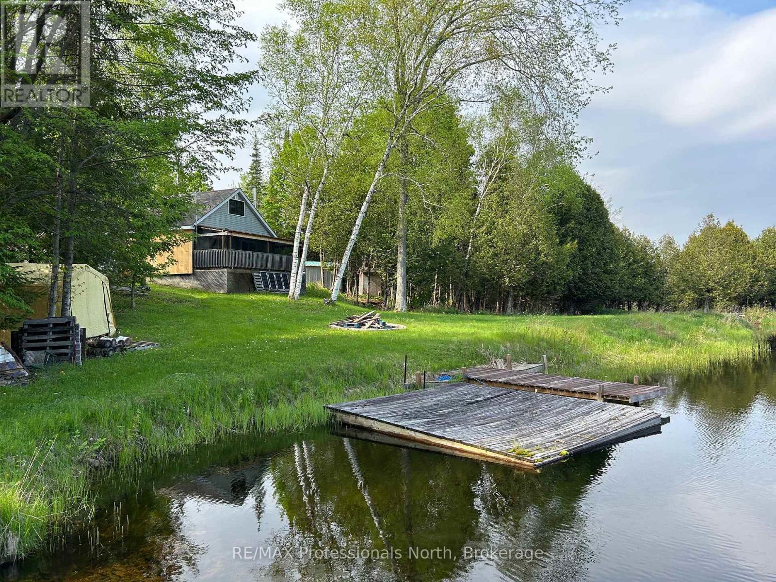 For sale: 810 4TH LINE, Douro-Dummer, Ontario K0L3E0 - X13147686 ...