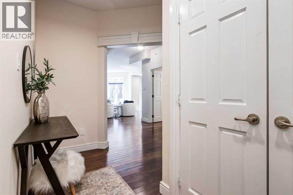 Apartment for Sale in 8101, 400 Eau Claire Avenue SW|Calgary, Alberta T2P4X2 2