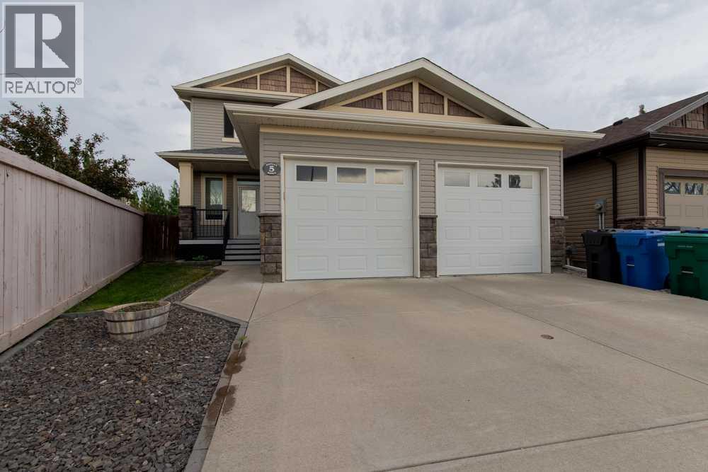 5 Coalbanks Link W, Lethbridge, Alberta T1J4H6