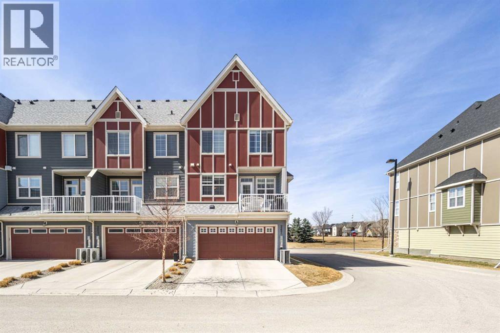 Row / Townhouse for Sale in 267 Mahogany Way SE|Calgary, Alberta T3M2G6