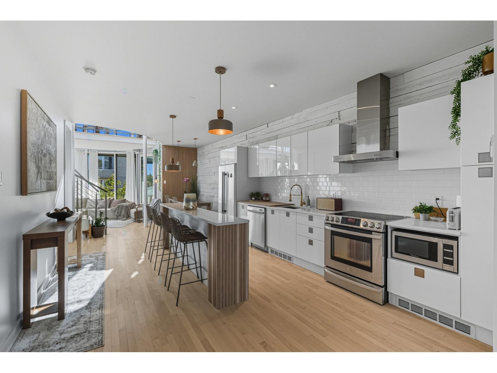 For sale: 3802 Av. Coloniale, #301, Montréal (Le Plateau-Mont
