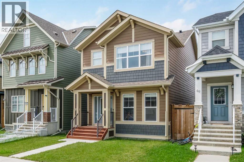 House for Sale in 53 Masters Street SE|Calgary, Alberta T3M2R6 2