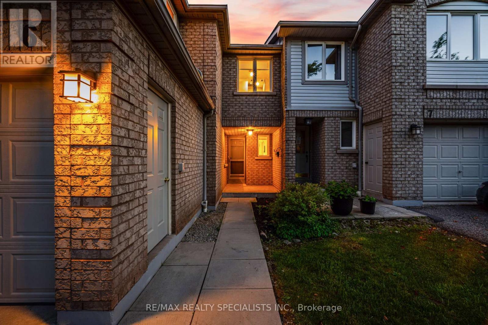 Row / Townhouse for Sale in 6 - 2555 THOMAS STREET|Mississauga (Central Erin Mills), Ontario L5M5P6 4