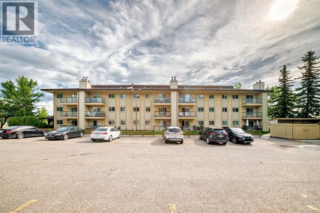 Apartment for Sale in 3301, 393 Patterson Hill SW|Calgary, Alberta T3H2P4