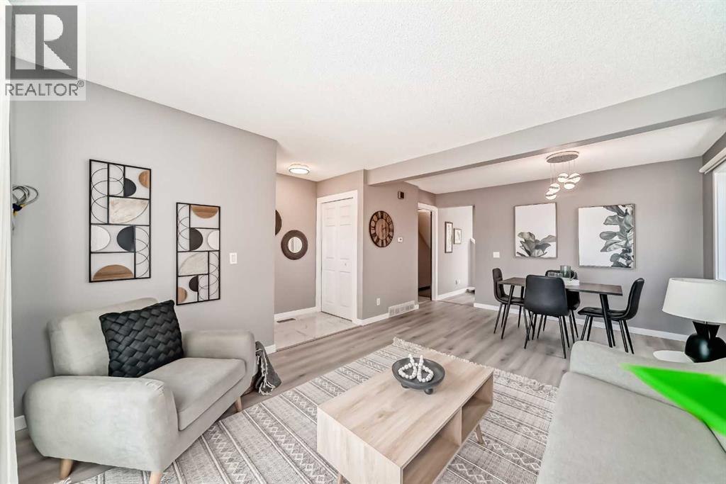 House for Sale in 7 Martinview Crescent NE|Calgary, Alberta T3J2S2
