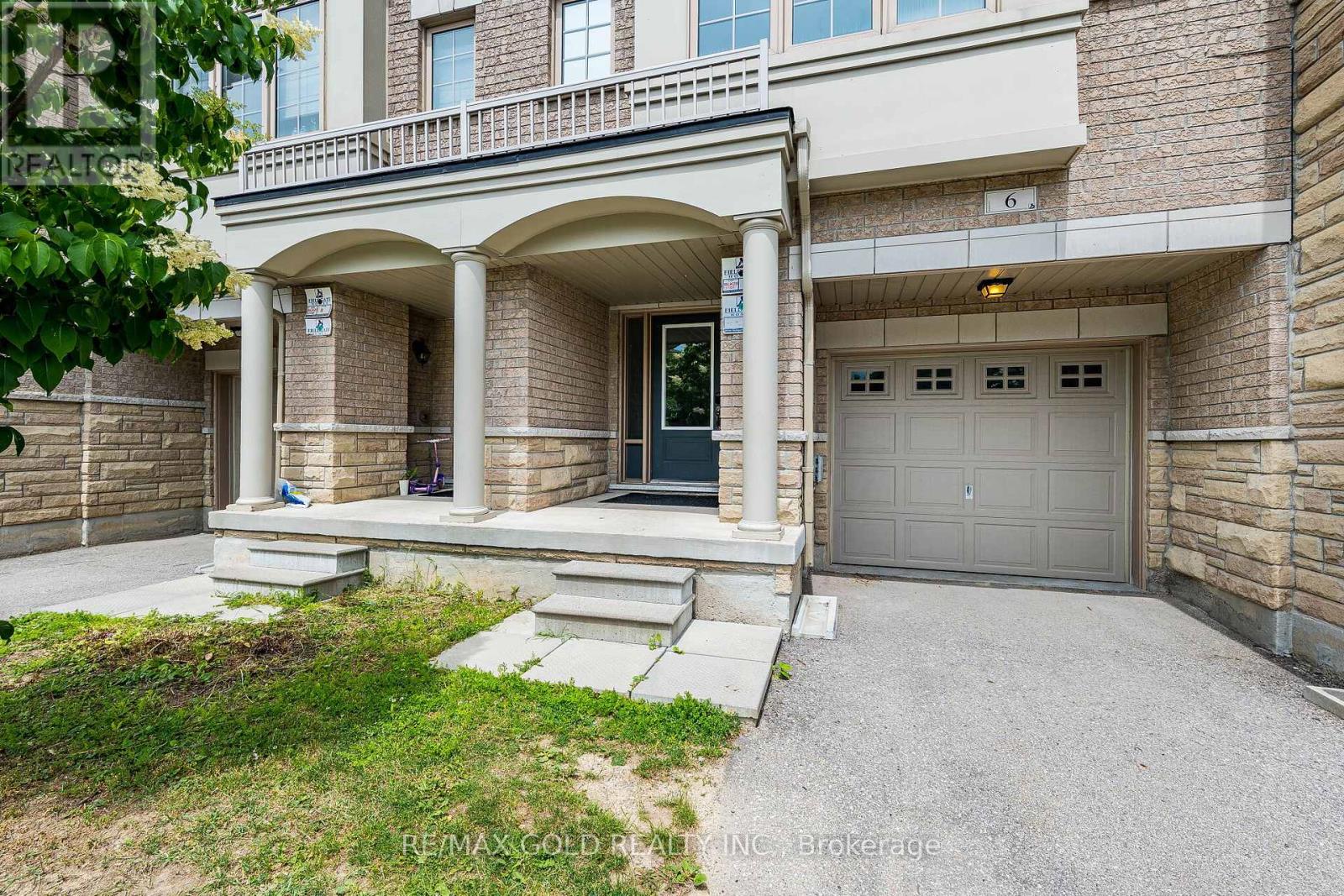Row / Townhouse for Sale in 151 - 6 PULBERRY CLOSE|Brampton (Credit Valley), Ontario L6Y6E6 4