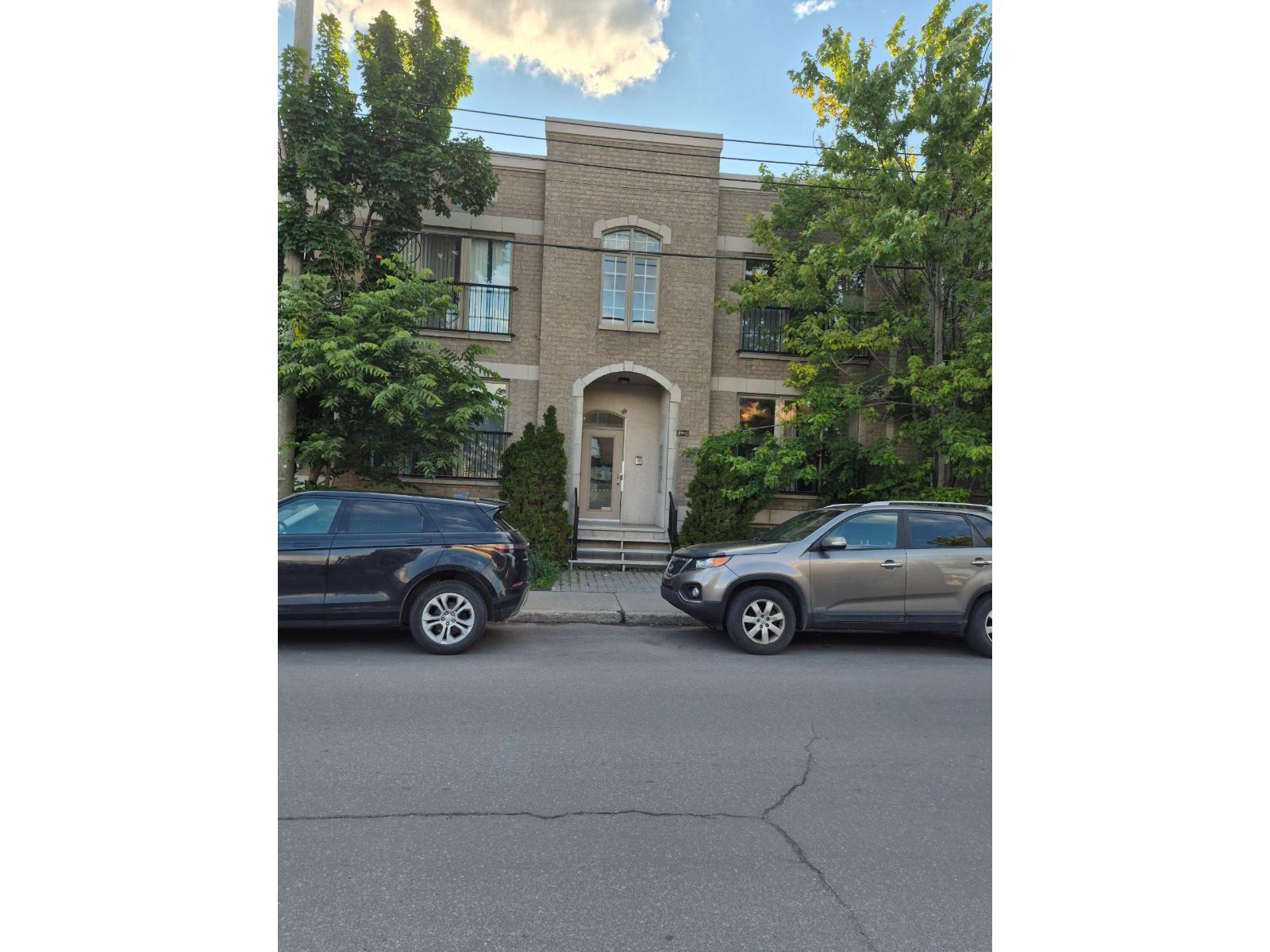 2995 Av. Émile-Journault, #4, Montréal (Villeray/Saint-Michel/Parc-Extension), Quebec H1Z1T1