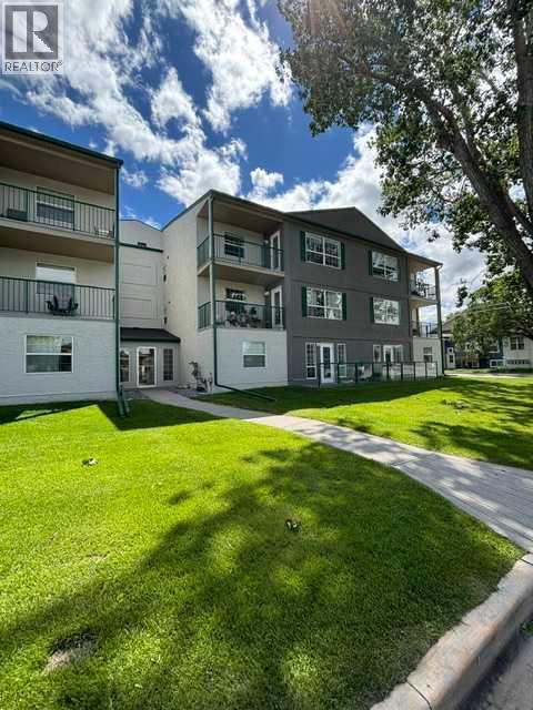 302, 105 7 Avenue SE, High River, Alberta t1v1v8
