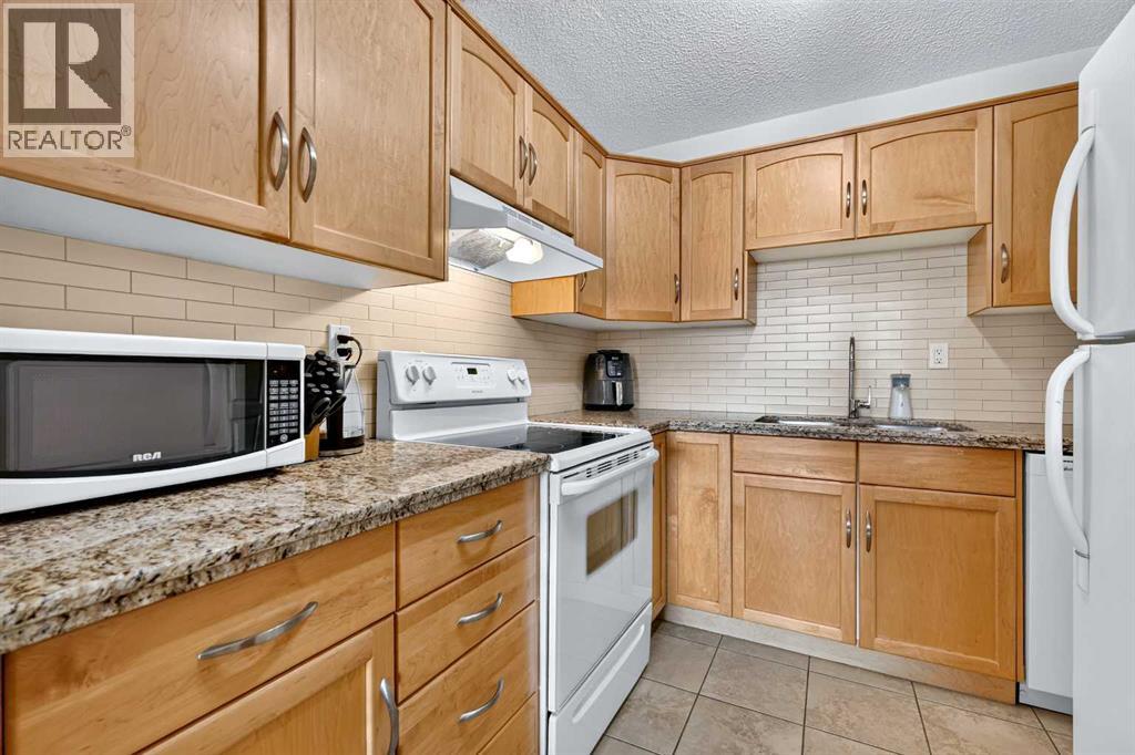 Apartment for Sale in 502, 1123 13 Avenue SW|Calgary, Alberta T2R0L7 3
